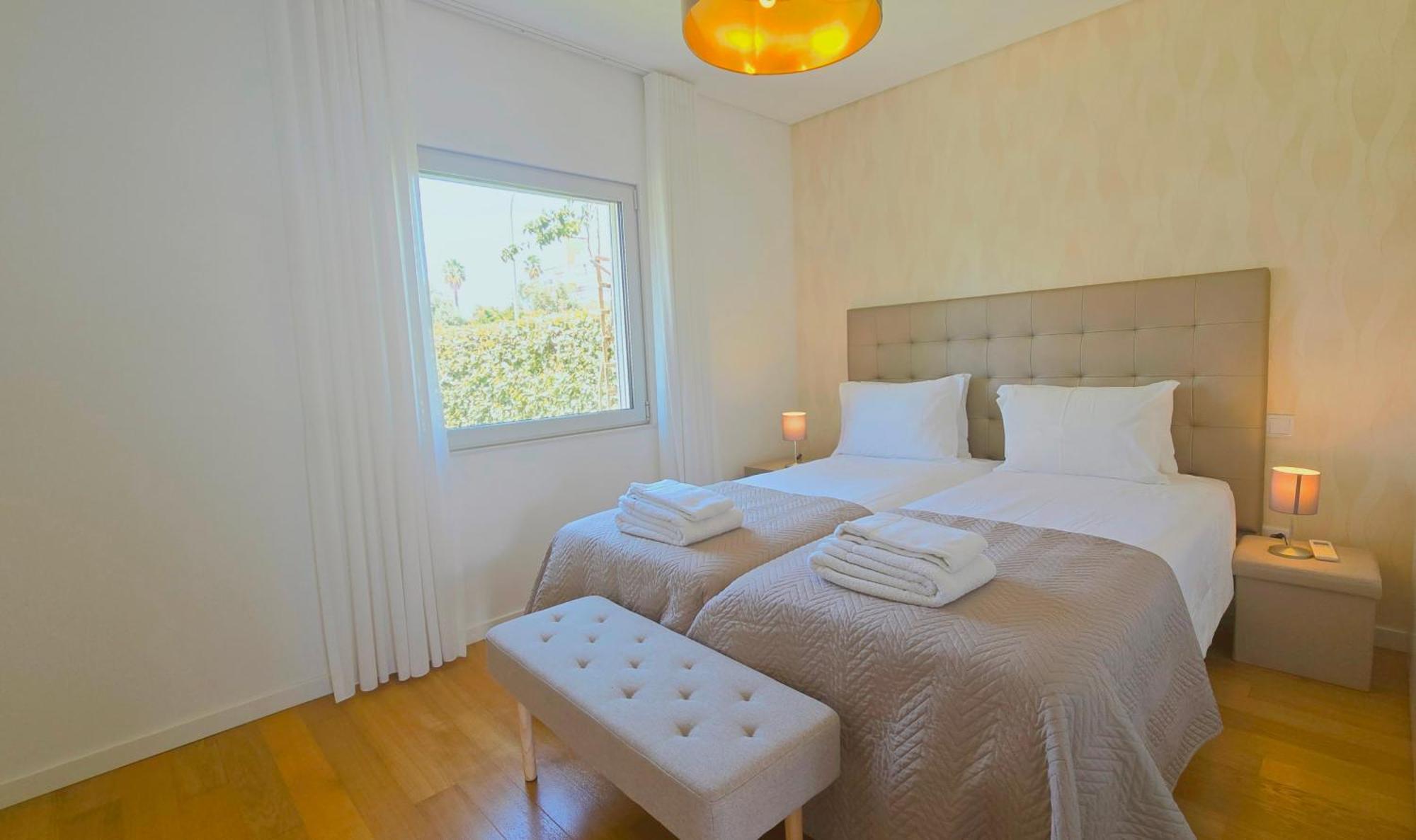 Luxury Villa & Private Heatable Pool In アルブフェイラ エクステリア 写真