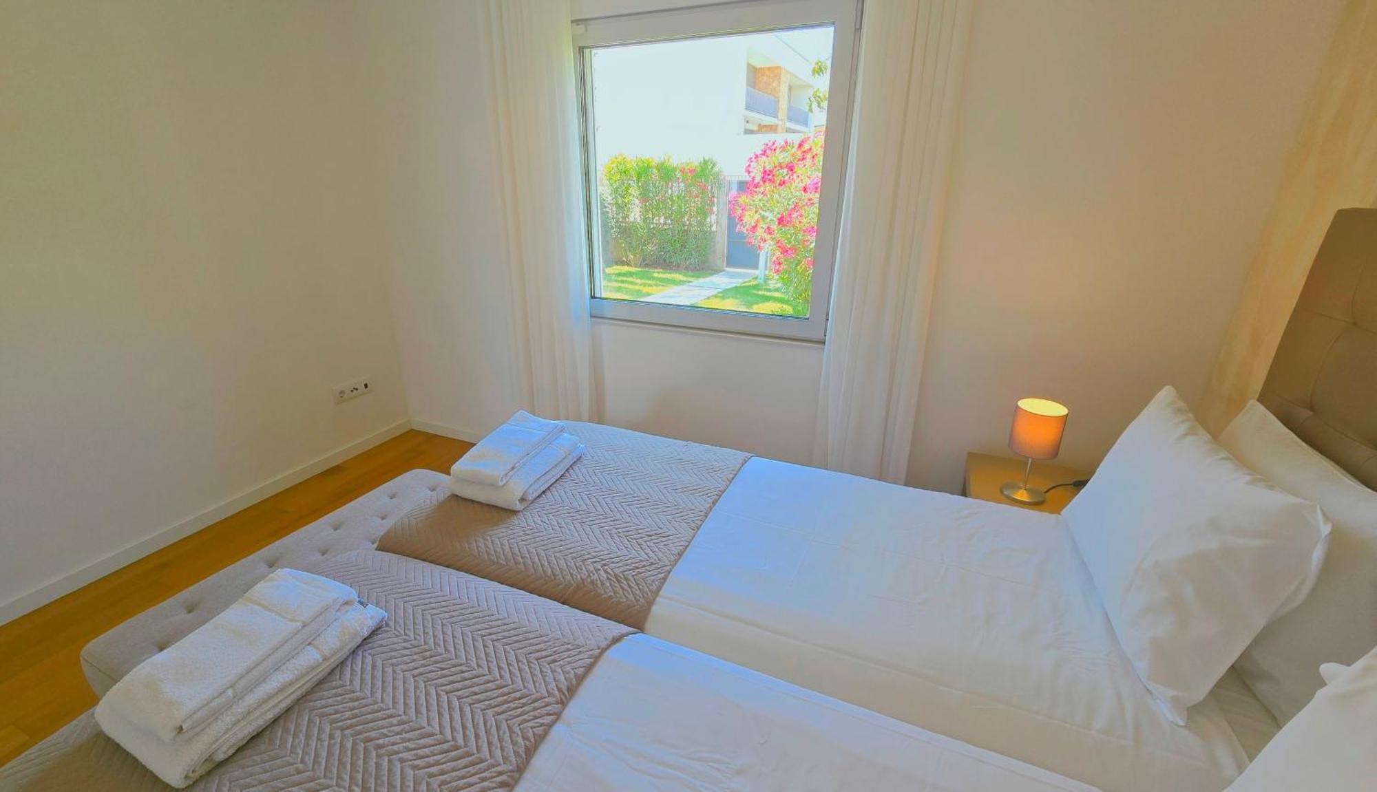 Luxury Villa & Private Heatable Pool In アルブフェイラ エクステリア 写真